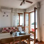 Comfy Sea View In بيبيوني