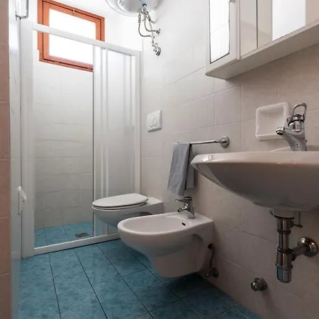 Apartment Comfy Sea View In *