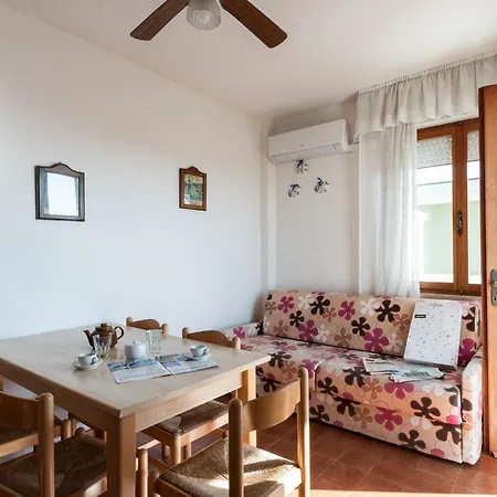 Comfy Sea View In Apartment