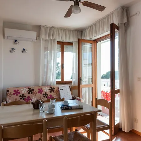 Comfy Sea View In Bibione